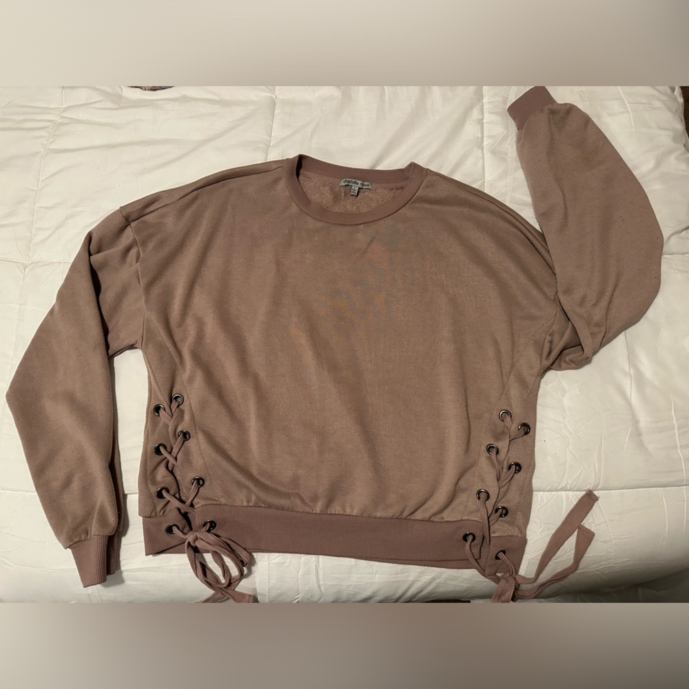 Mauve sweater with side ribbion